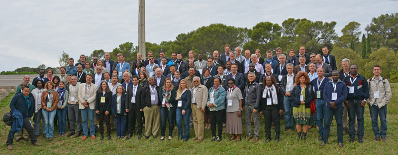 Conference group photo (photo by B. Pogam/Cirad)
