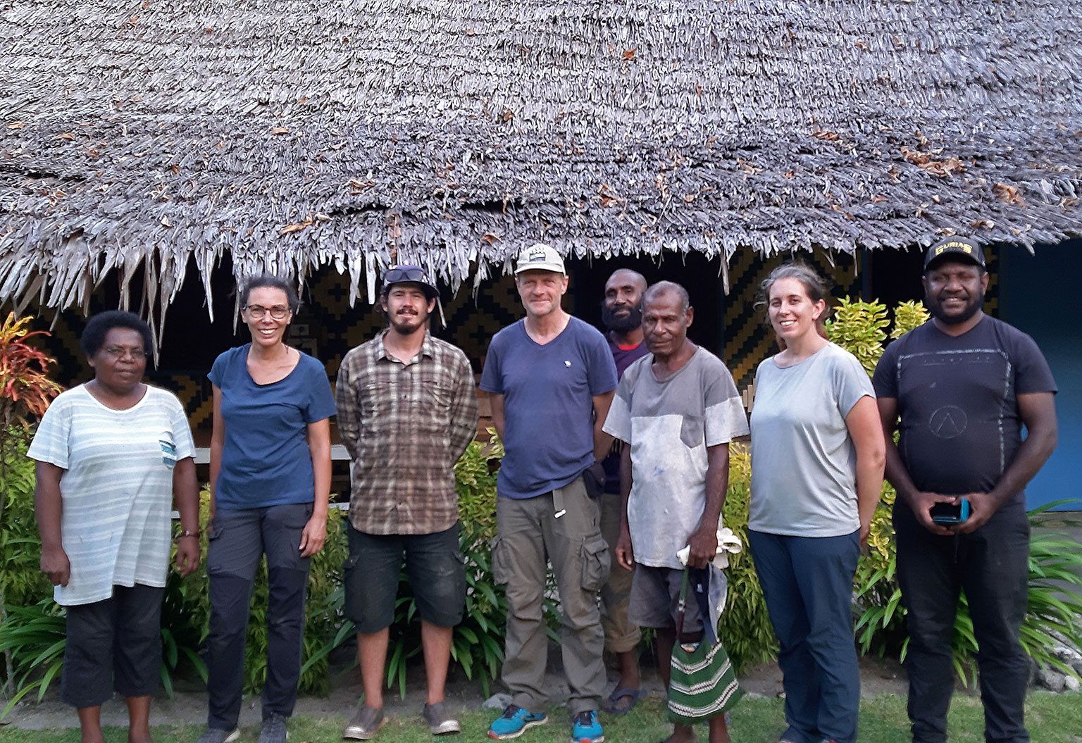 From left to right: Janet Paofa (NARI), Hâna Chaïr (CIRAD), Gabriel Sachter-Smith, Jean Carlier (CIRAD), Chapman and Anton Warim (DPI), Julie Sardos (Alliance) and Rodney Aku (NARI). 